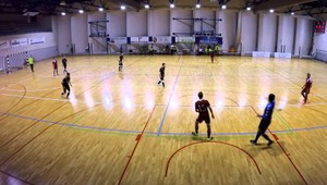 Futsalová nádhera! Bombastický volej k žrdi, brankár mohol ísť na párok...