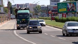 Ceny pohonných látok na Slovensku rapídne klesajú. Budeme tankovať rekordne lacno?