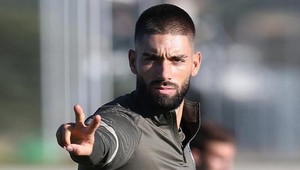 Hviezdy Atlética dorazili na tréning v starom Fiate