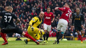 Liverpool prehral s ManUtd, Škrtelov 200. zápas