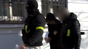 Počas medzinárodnej akcie zadržala NAKA na Slovensku skupinu, ktorá obchodovala s liekmi na potenciu