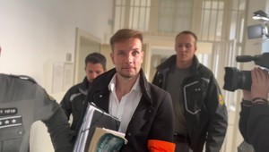 Stále nejaký problém: Obžalovaný menil už trikrát obhajcu