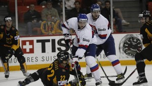 Čiernik jednou nohou v Astane