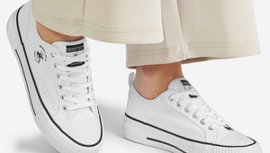 Dámske tenisky: Kombinácia športovej ležérnosti a mestského štýlu