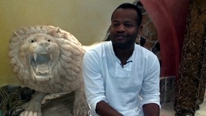 Jean opustil Karibik a býva na Slovensku. Liptov si nevie vynachváliť