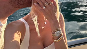 Po 10 rokoch sa aj ona dočkala a jej priateľ ju požiadal o ruku: Z týchto zásnub ženy odpadli!