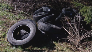 V Tatrách objavili ďalšiu skládku pneumatík, páchateľ zatiaľ neznámy