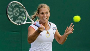 Wimbledon: Cibulková za hodinu zlikvidovala Hercogovú