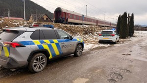 Tragická udalosť: Expres smerujúci z Košíc do Bratislavy zrazil človeka