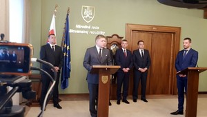 NAŽIVO: Tlačová beseda po koaličnej rade