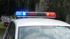 Policajti zachránili život vodičovi sanitky