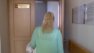 S kontrakciami ju nechali v sprche samú. Za zdravotný stav dcéry teraz viní nemocnice