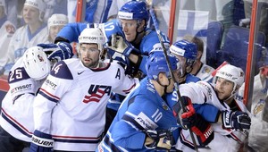 MS 2013: Smith zostrelil Fínov hetrikom, víťazstvo Tre Kronor