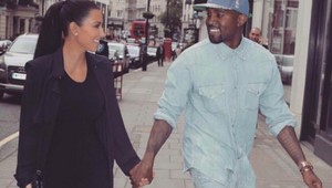 Kardashian sa v januári dočká tretieho dieťaťa. Kim rodiť nebude