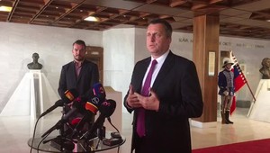 Ceny cigariet sa podľa Danka zvyšovať nebudú. Koaličná rada riešila aj odvolávanie Pellegriniho