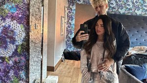 ZÁSNUBY, aké šoubiznis ešte nezažil! Herečka a raper si pripíjali vlastnou krvou