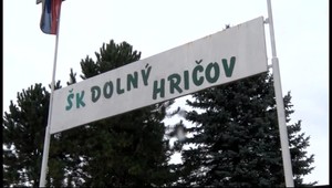 Najprv hokejisti, neskôr futbalisti. Muž vykrádal šatne športovcom