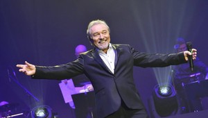 Akútny stav Karla Gotta! Vysoké teploty a príznaky zmutovanej chrípky