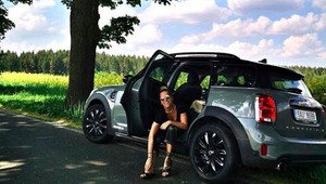 Keď na to máš, tak si ma chyť...