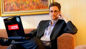 Putin nepovažuje Snowdena za zradcu