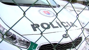 Streľba v bufete. Zlodeji nastriekali policajtom do očí slzný plyn