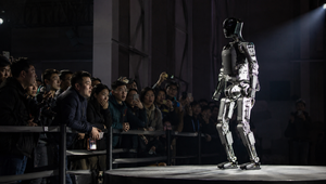 VIDEO: Robot v Číne kopol dieťa do brucha