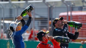 Naozajstné umelecké dielo! Zvučka Formuly 1 v alternatívnom podaní