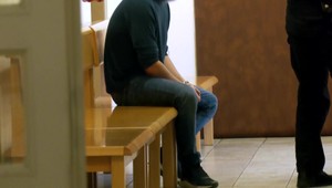 Lukáš je obvinený z desiatky trestných skutkov. Na muža bol vydaný európsky zatykač