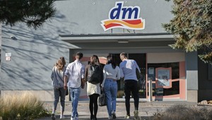 Desať generácií žiakov duálneho vzdelávania v dm