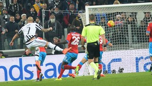 Šláger Juventusu s Neapolom rozhodol žolík zebier Zaza