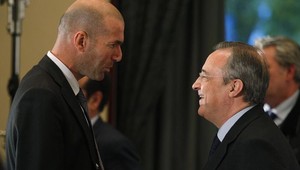 Prekvapenie? Kouč Rafa Benítez má podporu vedenia Realu Madrid