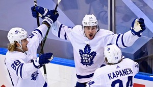 Tatar postúpil , Marinčin pri úchvatnom obrate Toronta