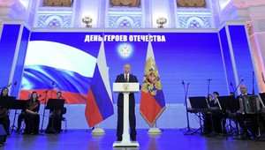 Putin bude kandidovať za prezidenta ako nezávislý