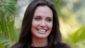 Angelina Jolie oslávila narodeniny dvojičiek v zábavnom parku