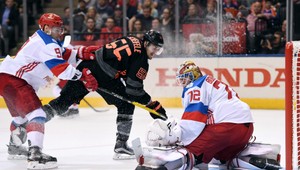 Skvelá druhá tretina Rusov, zdolali mladíkov Severnej Ameriky