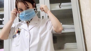 Mladú lekárku obdivujú nielen za boj s KORONOU: Neskutočné, čo skrýva pod plášťom!