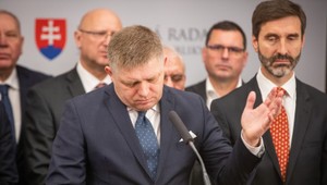 Už o dva týždne bude referendum. Robert Fico kritizuje opozíciu, že sa nezapája do kampane