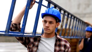 Podvedení robotníci podali hromadné trestné oznámenie