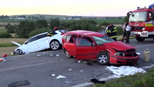 FOTO: Jeden mŕtvy, traja ťažko a traja ľahko zranení. Toto je výsledok zrážky viacerých áut pri Kežmarku