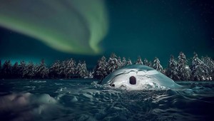 Na noc strávenú vo fínskom iglu len tak nezabudnete