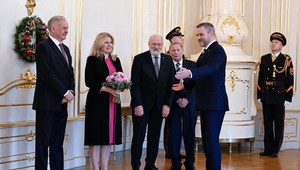 Prezidentská tradícia pokračovala. Pellegrini hostil bývalé hlavy štátu