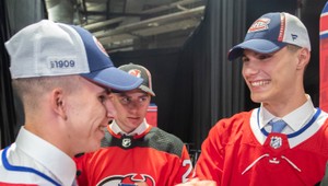Traja kamaráti hviezdami NHL draftu. Zimomriavky zaručené!