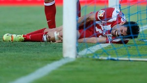 VIDEO. Diego Costa sa po góle škaredo zranil o žŕdku!