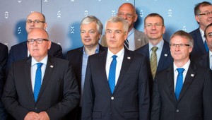 Ministri hovorili o rozširovaní Európskej únie, večer im zaspievala Jana Kirschner