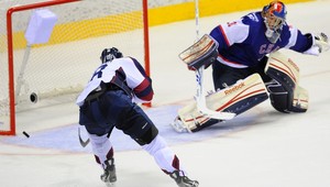 HC Slovan zdolal v príprave Petrohrad 2:1 pred 8 tisíc divákmi