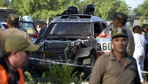 Dakar odštartoval katastrofou. Diváci bojujú o život!