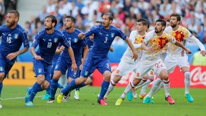 Taliani vyradili obhajcov trofeje, zlatý hetrik nebude