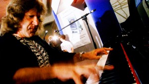 Zomrel britský hudobník Keith Emerson, asi spáchal samovraždu