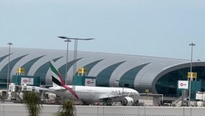 ONLINE: Dva drony spadli v blízkosti letiska v Dubaji, hlásia štyroch zranených