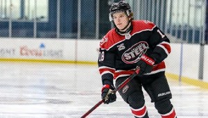 KAZDA skóroval, ďalší traja mladí slovenskí hokejisti asistovali